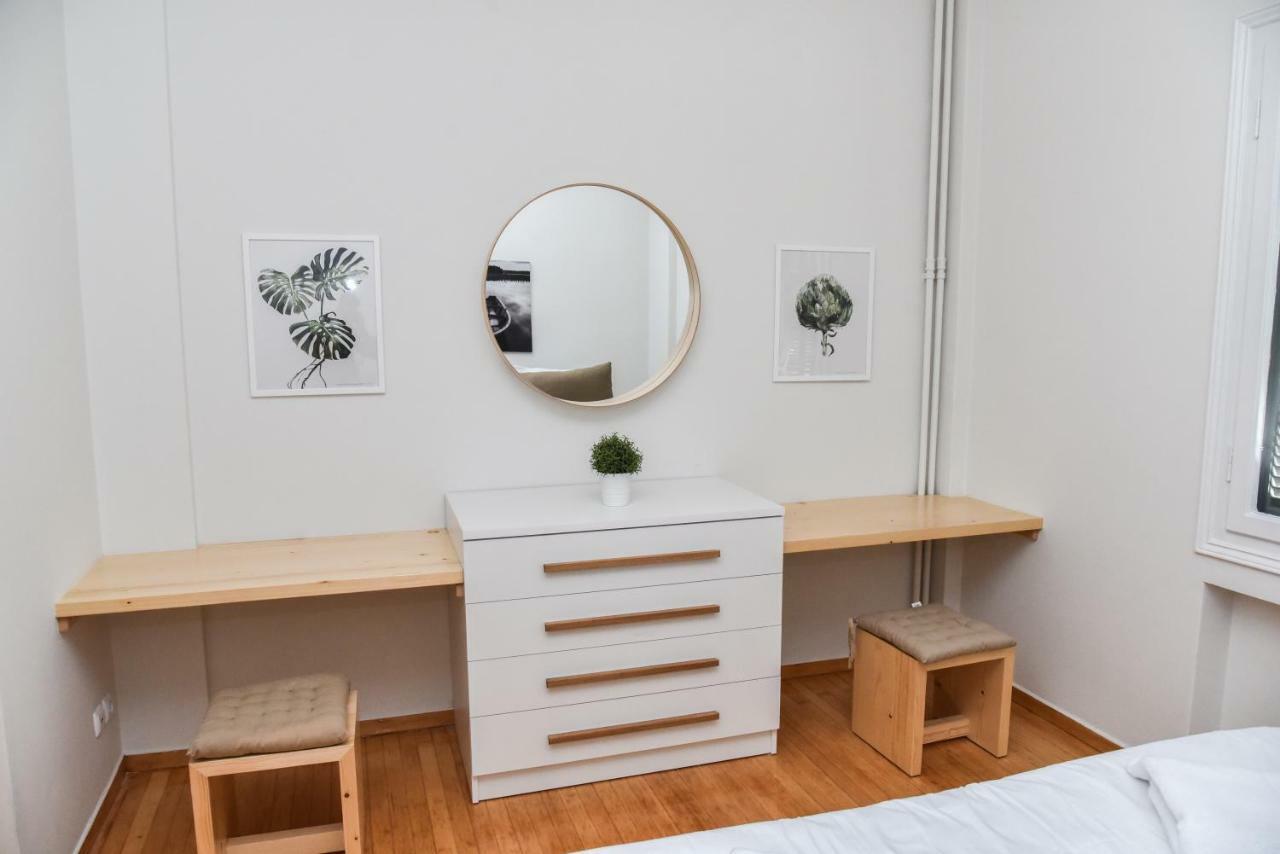 Warm Apartment At Exarchia 1 Bed 2 Pers Athen Exterior foto